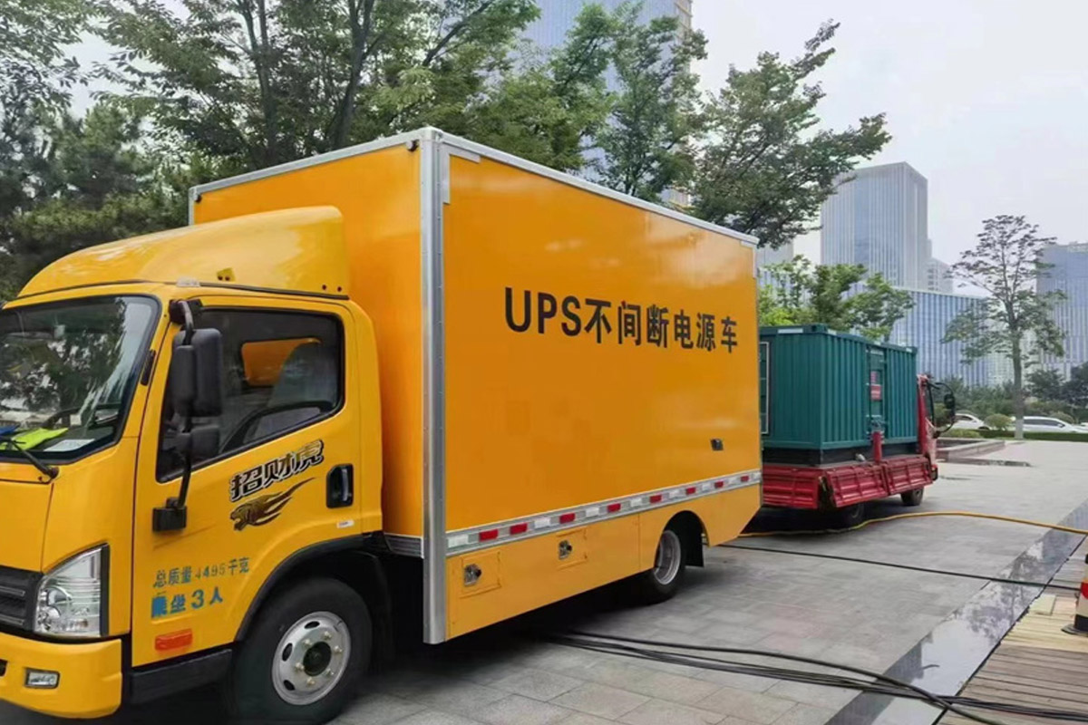 杂多发电机租赁施工现场