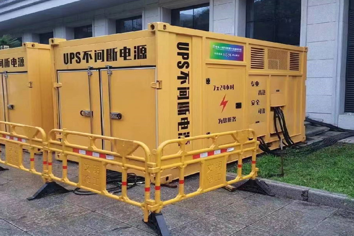 杂多发电机租赁施工现场